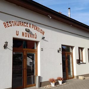 Готель Penzion A Restaurace U Novaku Bitovany Exterior photo