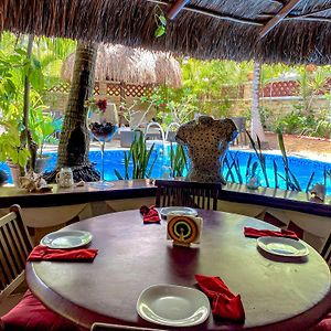 Готель Cocos Cabanas Playa Del Carmen Adults Only Exterior photo