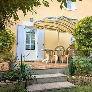 Вілла Gite Au Bord De La Charente Avec Jardin Privatif, Wifi Fibre, Velos Et Equipements Familiaux - Fr-1-653-162 Saint-Genis-d'Hiersac Exterior photo