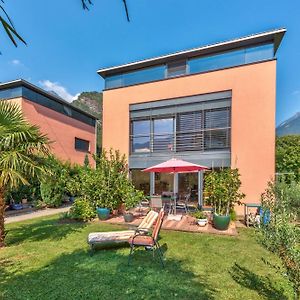 Апартаменти Casa Oliver, Tra La Calanca E I Castelli Di Bellinzona Grono Exterior photo