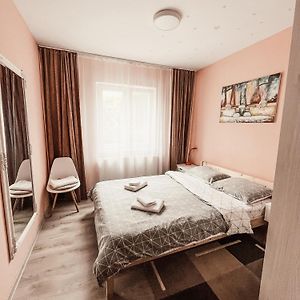 Апартаменти Apartament One Divine - Зернешті Exterior photo