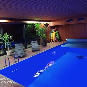 Park Villa Ferienwohnung Mit Pool Und 3 Schlafzimmer Ульцинь Exterior photo