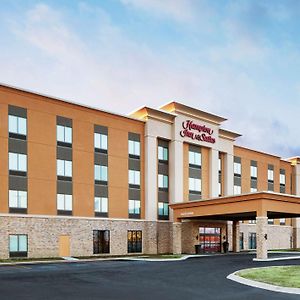 Hampton Inn & Suites Chicago/Вокіган Exterior photo