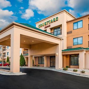 Готель Courtyard By Marriott Лінчбурґ Exterior photo