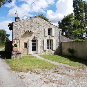 Вілла La Petite Maison Matha Exterior photo