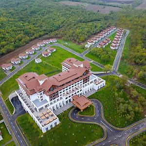 Shabran Wellbeing Resort Pirebedil' Exterior photo