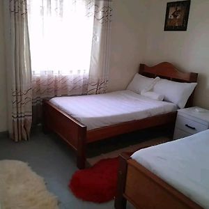 Готель Mone Airbnb Nambale Exterior photo