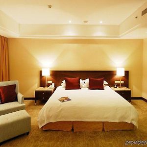 Sanwant Hotel Хуай'ань Room photo