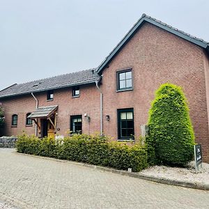 Вілла Attractive Farmhouse In South Limburg With Terrace Klimmen Exterior photo