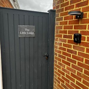 The Little Lodge Горлі Exterior photo