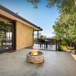 Вілла Mudbrick House Gembrook Exterior photo