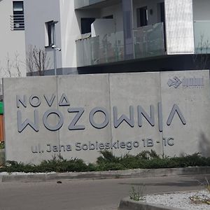Апартаменти Apartament Number 2 Nova Wozownia Free Parking Лешно Exterior photo