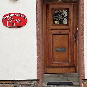 Готель Margaretes Gaestehaus Am Rheinsteig Wanderer Radfahrer Familien Business-Reisende Wlan Gratis Rheinbrohl Exterior photo