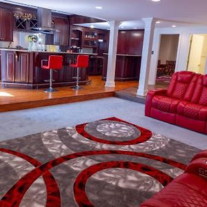 Luxurious Private Basement Suite In Ashton Сілвер-Спрінг Exterior photo