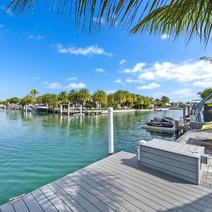 Bayfront Bliss Awaits Book Your Ultimate Miami Getaway Норт-Маямі Exterior photo