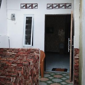 Home Stay & Kost Syariah Sony Ca E.15 Палембанг Exterior photo