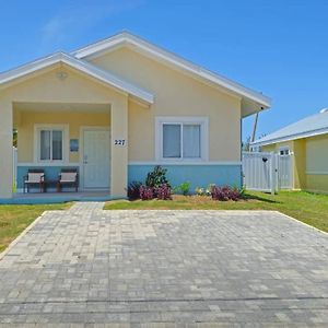 Seajam Vacation Home Between Negril & Montego Bay Лусєа Exterior photo