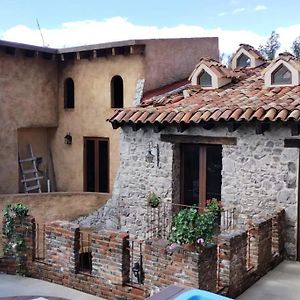 Апартаменти Loft Giorgio En Val'Quirico Santeagueda Exterior photo