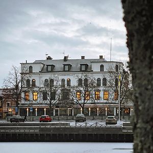 Stadshotellet Lidkoeping Exterior photo