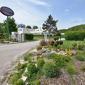 Hotel Du Val Vert Пуйї-ан-Осуа Exterior photo