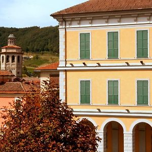 Albergo Al Castello Ґаві Exterior photo