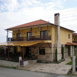 Olympia Guesthouse Вергіна Exterior photo