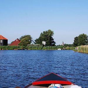 Bed and Breakfast Hoeve Meerzicht Монніккендам Exterior photo