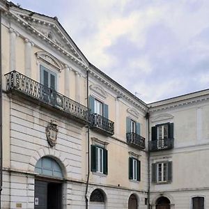 Готель Il Palazzotto Ізернія Exterior photo