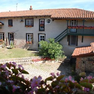 Bed and Breakfast Chez Jacotte Et Elia Сен-Гальм'є Exterior photo