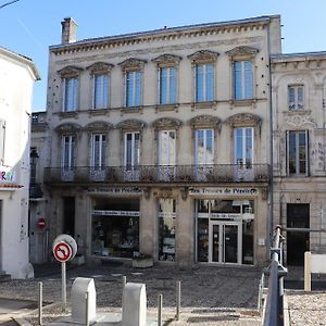 Residence Du Marche Жонзак Exterior photo