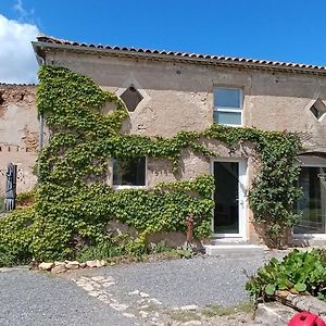 Готель Maison Irondas Saint-Pierre-d'Aurillac Exterior photo