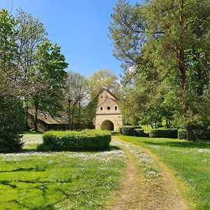 Готель Domaine Des Forges De La Vache Raveau Exterior photo