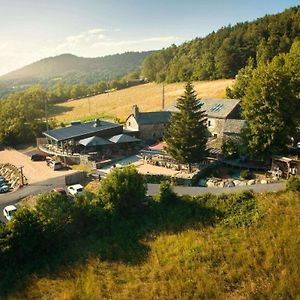 Bed and Breakfast La Ferme Du Bien-Etre Saint-Julien-Chapteuil Exterior photo