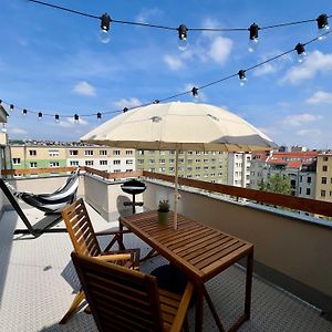 1 Bedroom Apartment With Terrace And View Прага Exterior photo