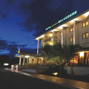 Albergo Ristorante Belvedere Кодроїпо Exterior photo