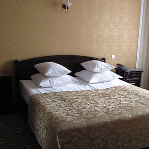 Hotel Mars Львів Exterior photo