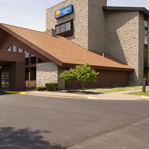 Comfort Inn & Suites Syracuse-Carrier Circle Іст-Сіракуз Exterior photo