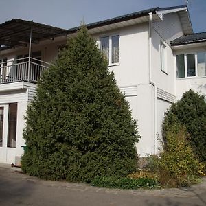 Guest House On Sadovaya Алмати Exterior photo