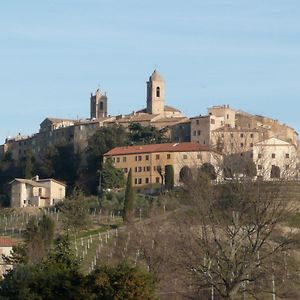 Гостьовий будинок Agriturismo San Michele Cossignano Exterior photo