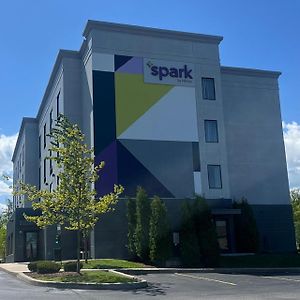 Готель Spark By Hilton Ері Exterior photo