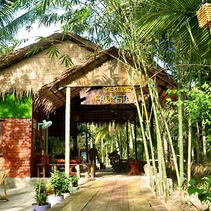 Mekong Farmstay Cantho - C.R Floating Market Кантхо Exterior photo