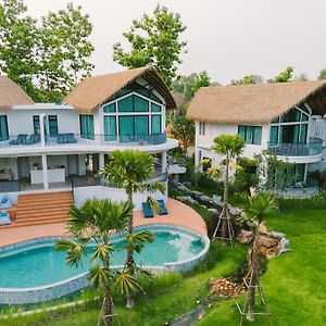 Villa De Leaf River Kaeng Krachan Пхетчабурі Exterior photo