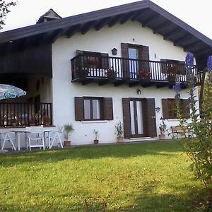 Вілла Schones Ferienhaus In San Gregorio Nelle Alpi Mit Grill Und Terrasse San Gregorio nelle Aloi Exterior photo