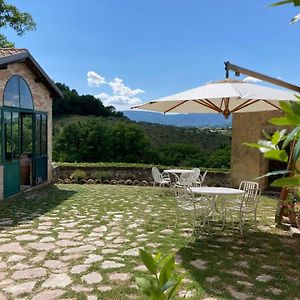 Ferienwohnung In Spoleto Mit Garten, Grill Und Terrasse Arezzola Exterior photo