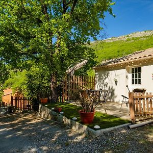 Апартаменти Entre Mer Et Montagne Bouyon Exterior photo