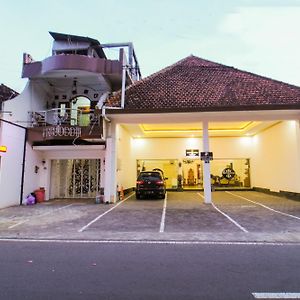 Prayogo Style Inn Prawirotaman Джок'якарта Exterior photo