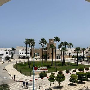 Апартаменти Charmant Bungalow Avec Vue Panoramique Sur Le Port De Kantaoui A Сус Exterior photo