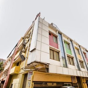 Capital O Hotel Shanti Nivas Near Hare Krishna Hill Бенґалуру Exterior photo