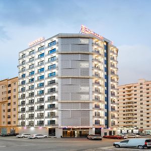 Oyo Townhouse 156 Rose Hotel Apartments Маскат Exterior photo