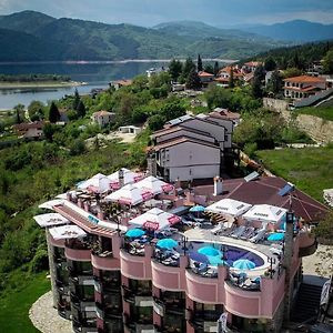 Mobi Dick Family Hotel Главатарці Exterior photo